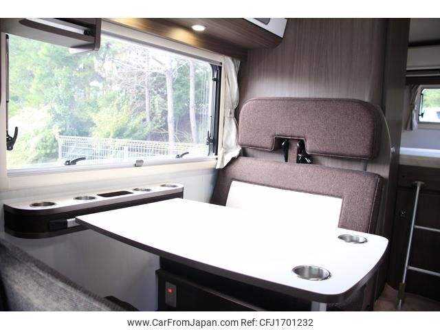 toyota camroad 2018 CFJ1701232 image 2
