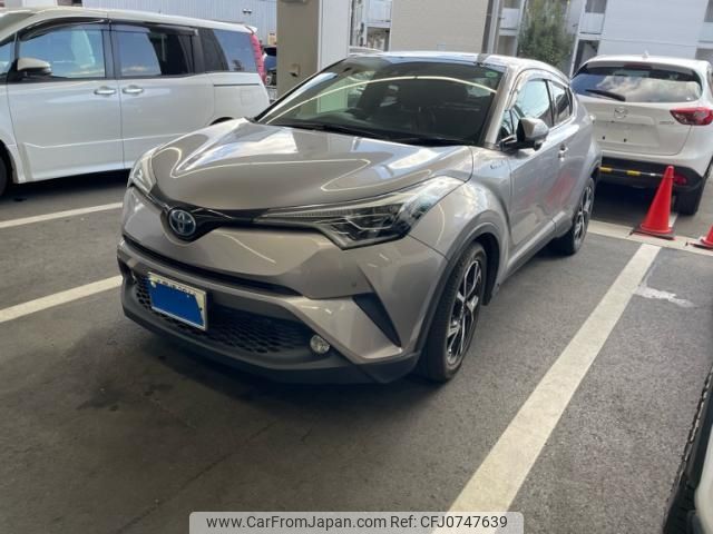 toyota c-hr 2017 -TOYOTA--C-HR DAA-ZYX10--ZYX10-2044433---TOYOTA--C-HR DAA-ZYX10--ZYX10-2044433- image 2