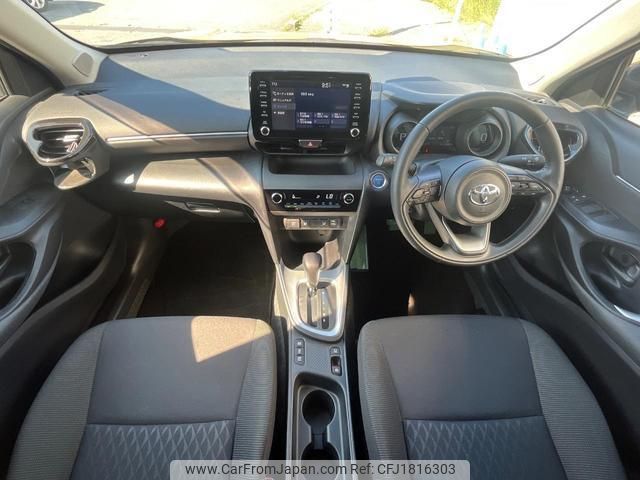 toyota yaris-cross 2021 CFJ1816303 image 2