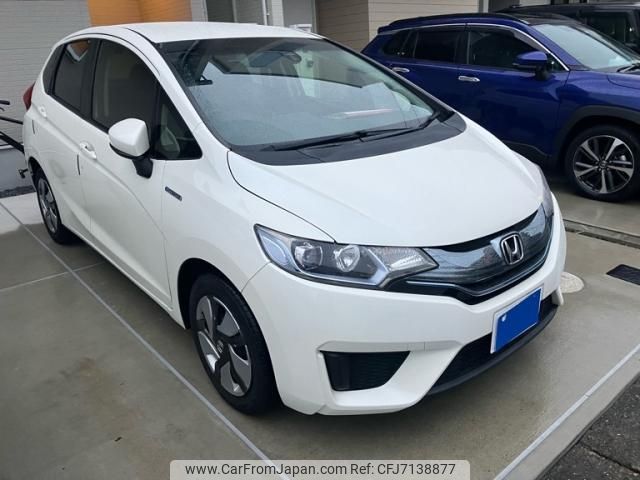 honda fit 2013 CFJ7138877 image 2