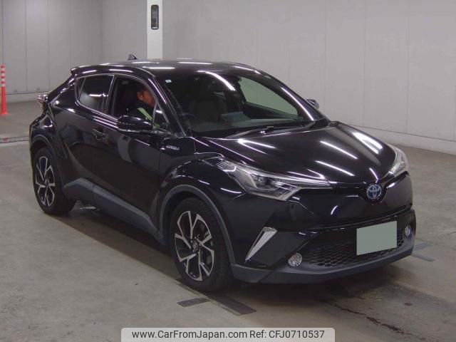 toyota c-hr 2017 quick_quick_DAA-ZYX10_ZYX10-2007310 image 1