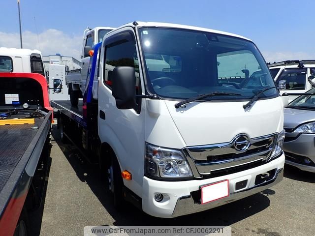 hino dutro 2024 GOO_NET_EXCHANGE_0705372A30240730W007 image 2