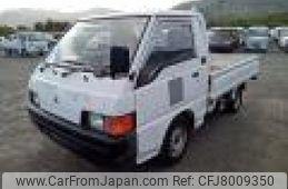 mitsubishi-delica-truck-1997-1881-car_b8c3cdbc-bdfd-40ce-a2cd-1c44d1025655
