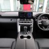 toyota land-cruiser 2024 CFJ1677066 image 10