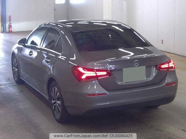 mercedes-benz a-class 2021 quick_quick_5BA-177184_W1K1771842J281762 image 2