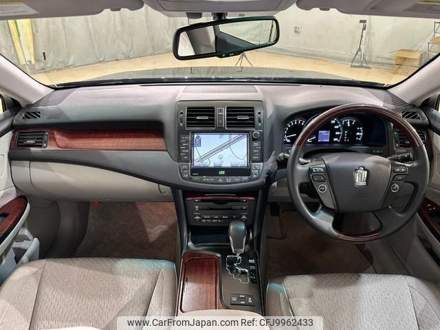 toyota crown 2008 CFJ9962433 image 2
