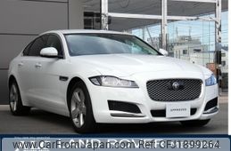 jaguar xf 2017 CFJ1899264