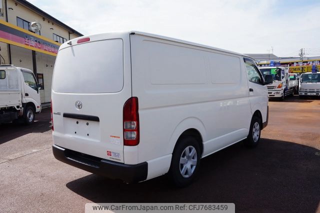 toyota hiace-regius 2015 quick_quick_LDF-KDH206V_KDH206-8091580 image 2