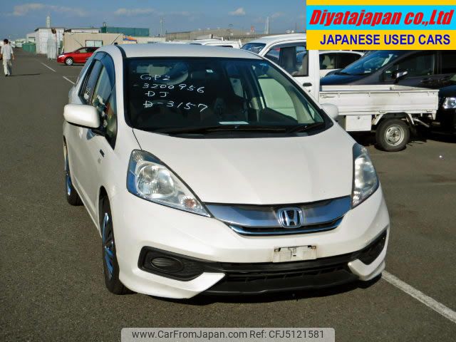 honda fit-shuttle-hybrid 2013 No.12819 image 1