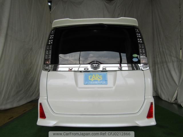 toyota voxy 2014 -TOYOTA--Voxy ZRR80W--0039895---TOYOTA--Voxy ZRR80W--0039895- image 2