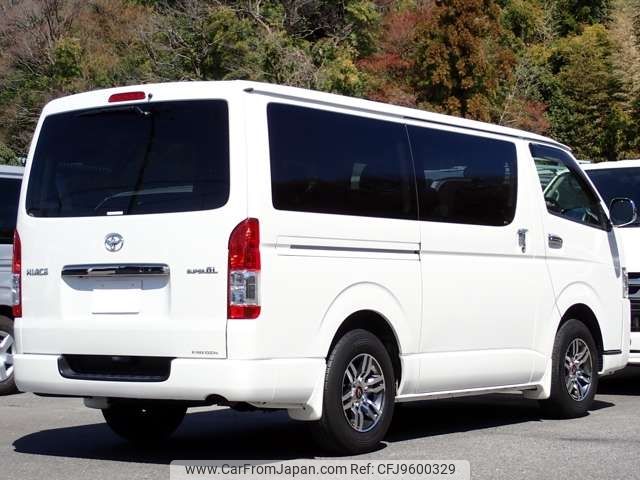 toyota hiace-van 2017 -TOYOTA--Hiace Van QDF-GDH201V--GDH201-1002090---TOYOTA--Hiace Van QDF-GDH201V--GDH201-1002090- image 2