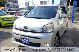 toyota voxy 2012 -TOYOTA--Voxy ZRR70G--0508599---TOYOTA--Voxy ZRR70G--0508599-