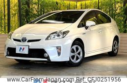 toyota prius 2013 -TOYOTA--Prius DAA-ZVW30--ZVW30-5715640---TOYOTA--Prius DAA-ZVW30--ZVW30-5715640-