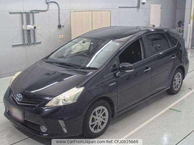 toyota prius-α 2013 -TOYOTA--Prius α DAA-ZVW41W--ZVW41W-3324217---TOYOTA--Prius α DAA-ZVW41W--ZVW41W-3324217- image 1