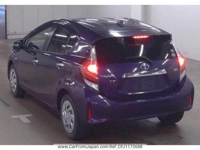 toyota aqua 2017 quick_quick_DAA-NHP10_6696717 image 2