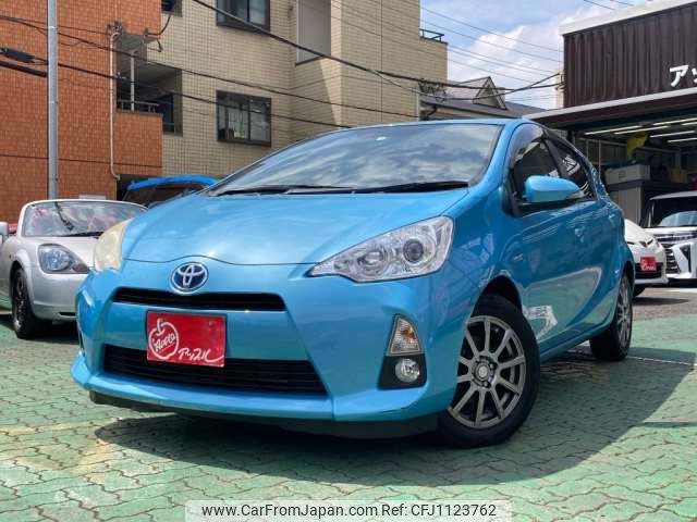 toyota aqua 2012 -TOYOTA--AQUA DAA-NHP10--NHP10-2113556---TOYOTA--AQUA DAA-NHP10--NHP10-2113556- image 1