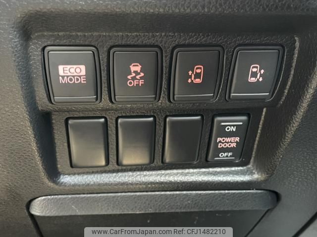 nissan elgrand 2013 quick_quick_DBA-TE52_TE52-052108 image 2
