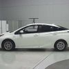 toyota prius 2018 CFJ1568089 image 9
