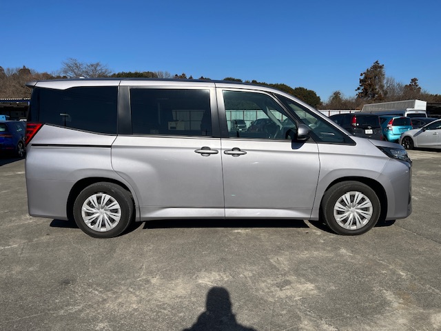2023 Toyota Noah 6BA-MZRA90W 2WD - Car Price $13,819