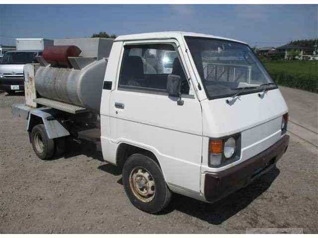 mitsubishi delica-truck 1982 -三菱--デリカトラック　２ＷＤ J-L031Pｶｲ--LO31P-0205650---三菱--デリカトラック　２ＷＤ J-L031Pｶｲ--LO31P-0205650- image 1