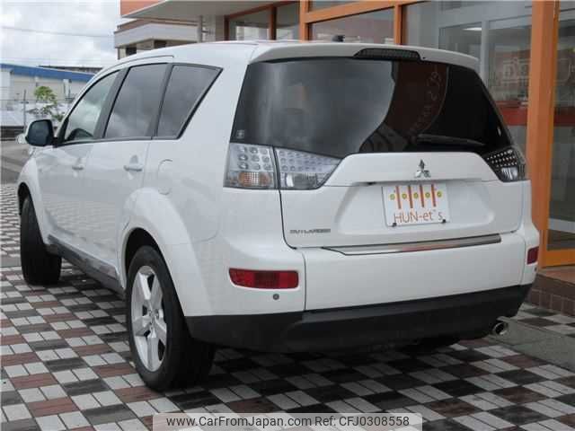 mitsubishi outlander 2006 TE5920 image 1