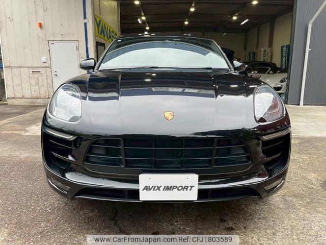porsche macan 2018 CFJ1803589 image 2