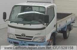 toyota dyna-truck 2013 CFJ1528158