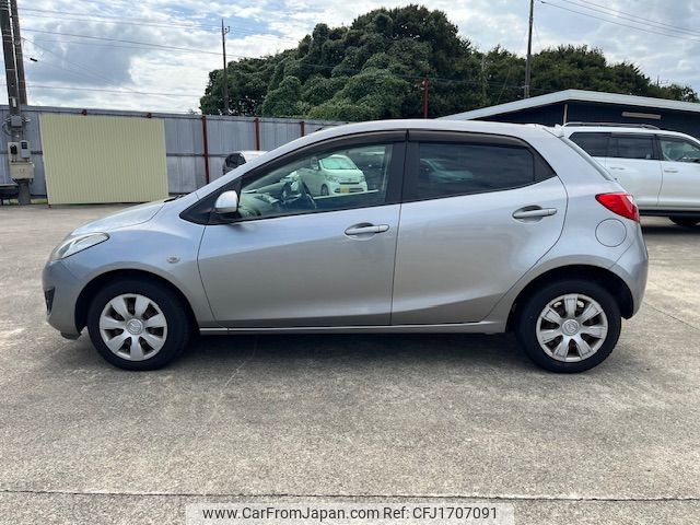 mazda demio 2013 CFJ1707091 image 2
