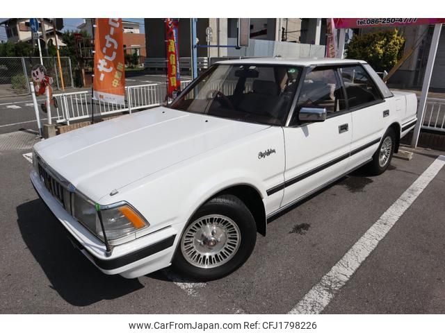 toyota crown 1986 CFJ1798226 image 1