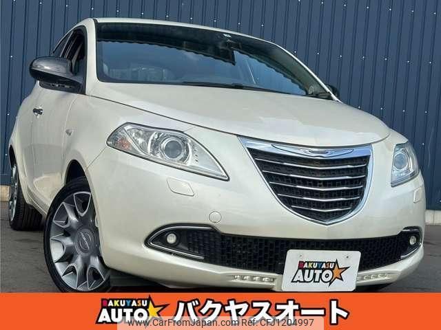 chrysler ypsilon 2013 quick_quick_84609_LA312000-05074762 image 1