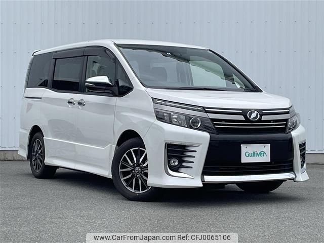 toyota voxy 2017 -TOYOTA--Voxy DBA-ZRR80W--ZRR80-0320400---TOYOTA--Voxy DBA-ZRR80W--ZRR80-0320400- image 1