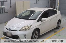 toyota prius 2013 -TOYOTA--Prius DAA-ZVW30--ZVW30-5673105---TOYOTA--Prius DAA-ZVW30--ZVW30-5673105-