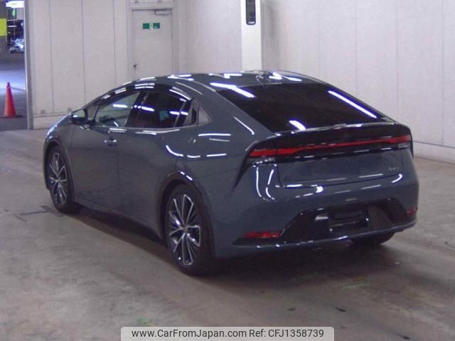 toyota prius 2023 quick_quick_6AA-MXWH65_MXWH65-4007875 image 2