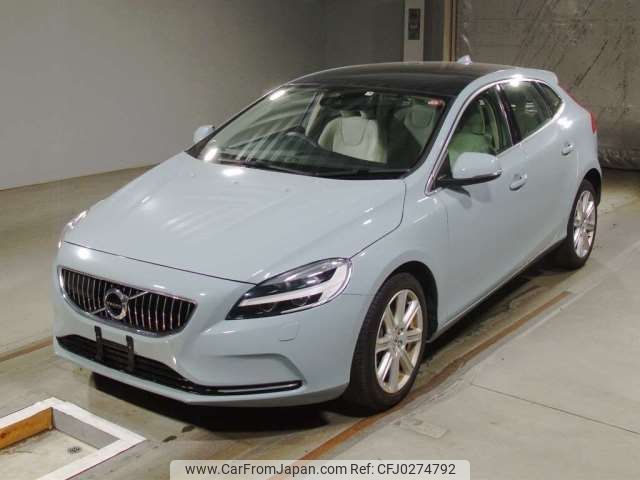 volvo v40 2019 -VOLVO--Volvo V40 DBA-MB4154T--YV1MV2920K2598725---VOLVO--Volvo V40 DBA-MB4154T--YV1MV2920K2598725- image 1