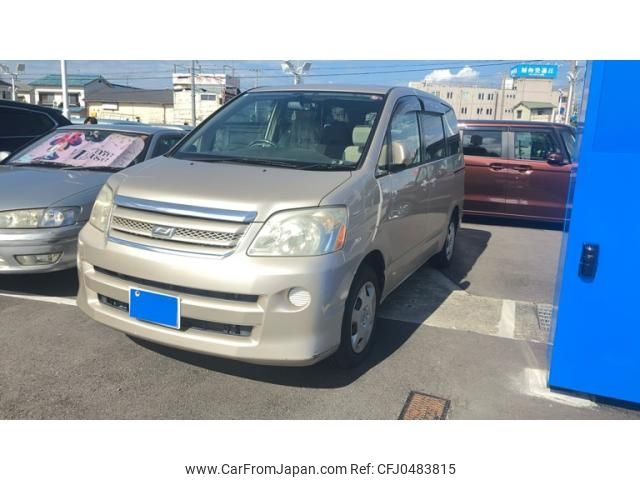 toyota noah 2004 -TOYOTA--Noah CBA-AZR60G--AZR60-0371745---TOYOTA--Noah CBA-AZR60G--AZR60-0371745- image 2