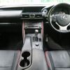 lexus is 2019 CFJ1557583 image 3