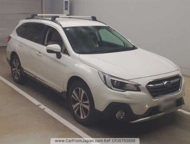 subaru outback 2018 Y010 image 1