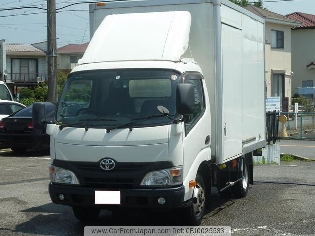 toyota dyna-truck 2016 GOO_NET_EXCHANGE_0504287A30240710W002 image 1