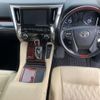 toyota vellfire 2017 CFJ1832384 image 5