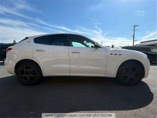 maserati levante 2017 CFJ1762296 image 2
