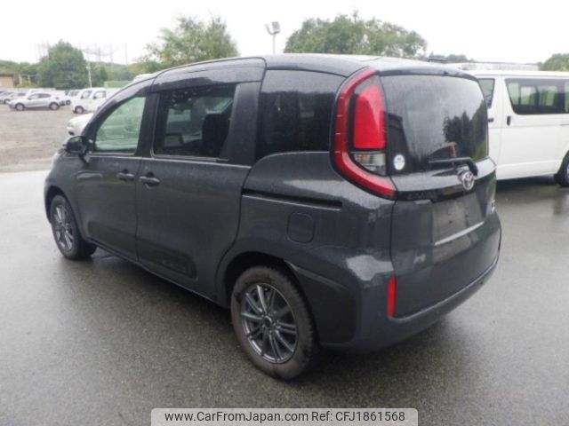 toyota sienta 2023 CFJ1861568 image 2