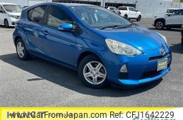 toyota aqua 2012 CFJ1642229