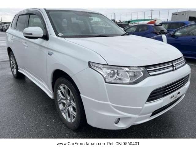 mitsubishi outlander-phev 2014 -MITSUBISHI--Outlander PHEV DLA-GG2W--GG2W-0012855---MITSUBISHI--Outlander PHEV DLA-GG2W--GG2W-0012855- image 1