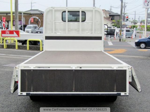 hino dutro 2022 CFJ1586325 image 2