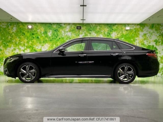 toyota crown 2020 CFJ1741861 image 2