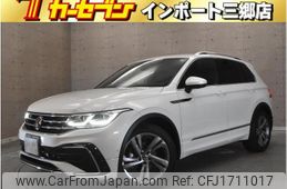 volkswagen tiguan 2022 CFJ1711017