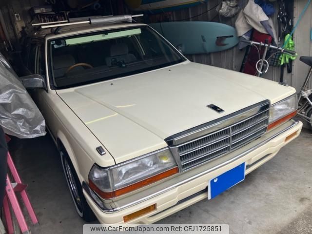 nissan gloria-wagon 1996 CFJ1725851 image 2