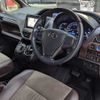 toyota esquire 2018 BD23061A6016 image 10