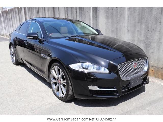 jaguar xj-series 2017 quick_quick_CBA-J128B_SAJKC1282G8V97450 image 1