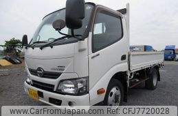 hino dutro 2017 CFJ7720028